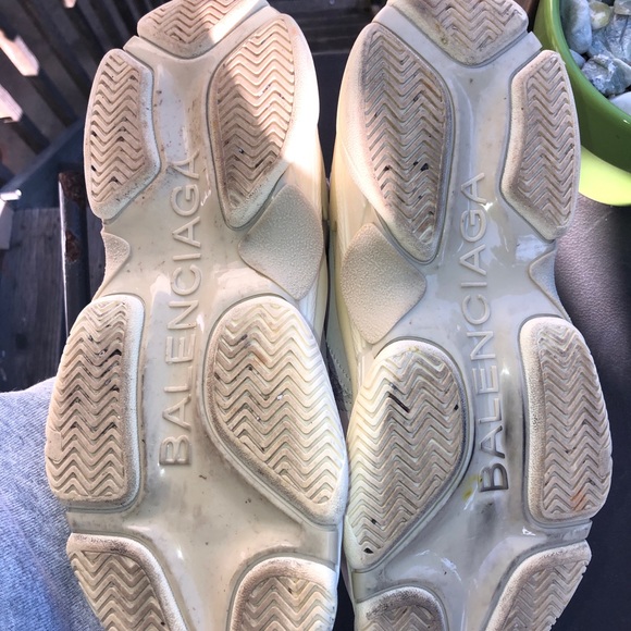 Balenciaga Triple S - Picture 8 of 8
